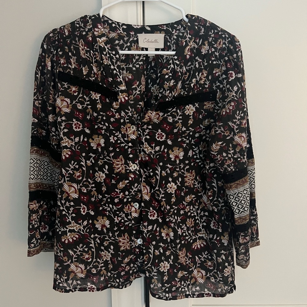 Cleobella 3/4 Sleeve Blouse size Small - Fall Print with Lace Detail